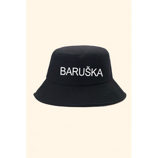 Klobouk s vlastním jménem