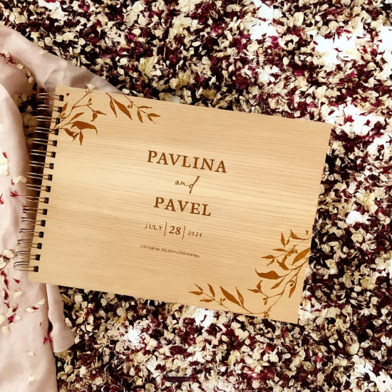 Elegantní dřevěné svatební...